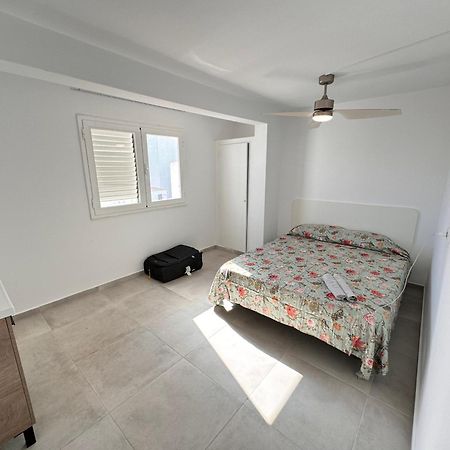 Hostal Cisne Hotell San Antonio  Eksteriør bilde