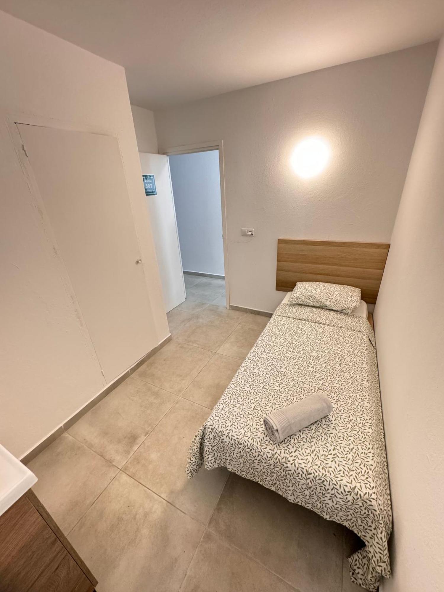 Hostal Cisne Hotell San Antonio  Eksteriør bilde