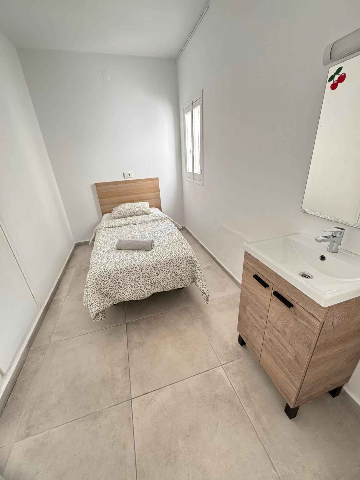 Hostal Cisne Hotell San Antonio  Eksteriør bilde