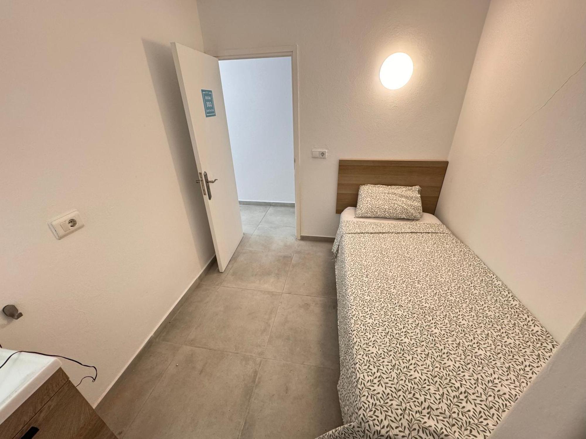 Hostal Cisne Hotell San Antonio  Eksteriør bilde